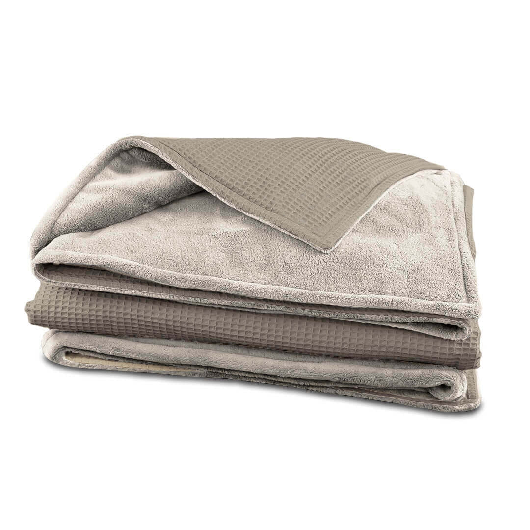 Kuscheldecke Zoe Latte-Sandweiss 145 x 210 cm - Image 5